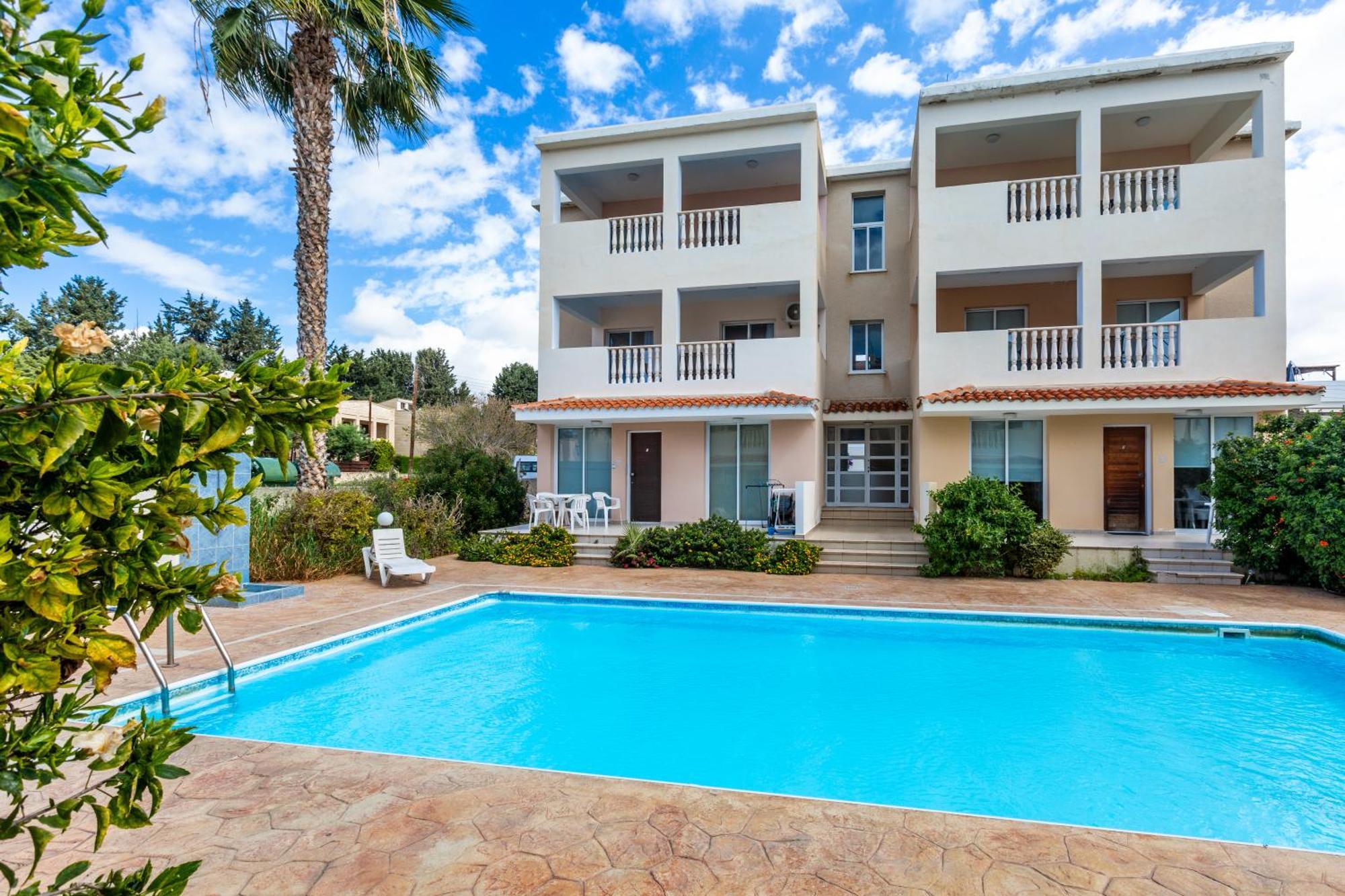 Beautiful 2 bed apartment in Paphos Cyprus Extérieur photo