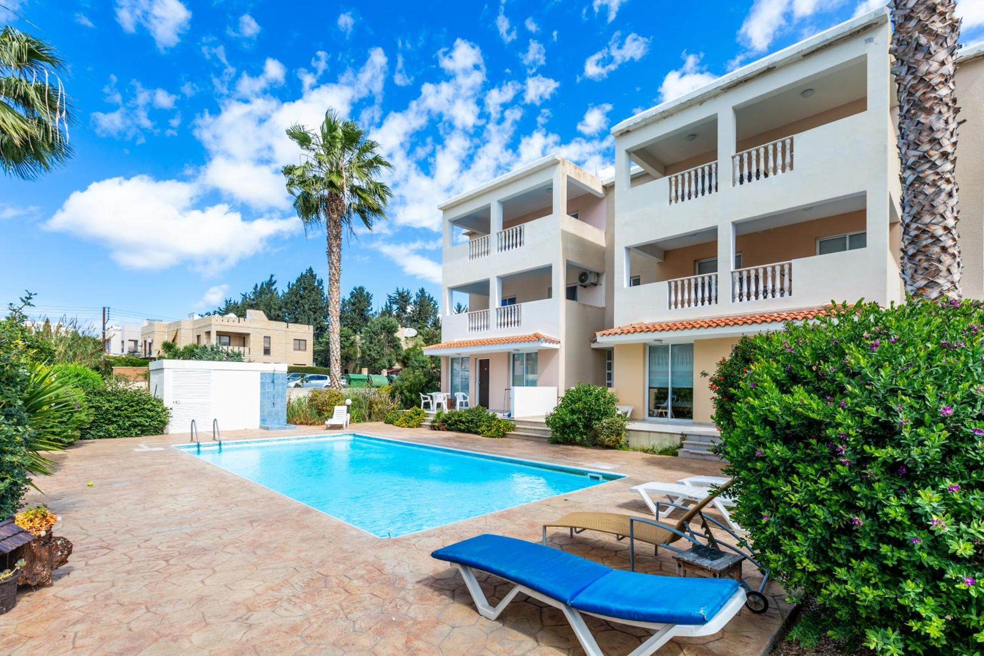 Beautiful 2 bed apartment in Paphos Cyprus Extérieur photo