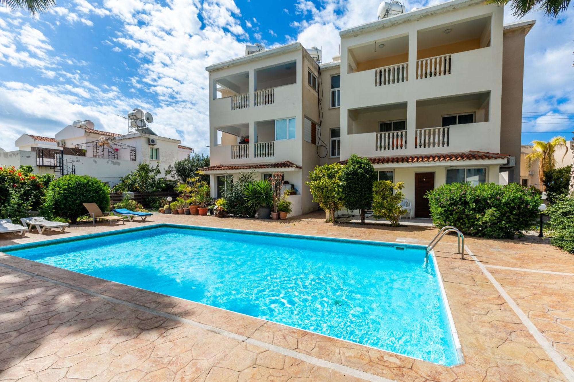 Beautiful 2 bed apartment in Paphos Cyprus Extérieur photo