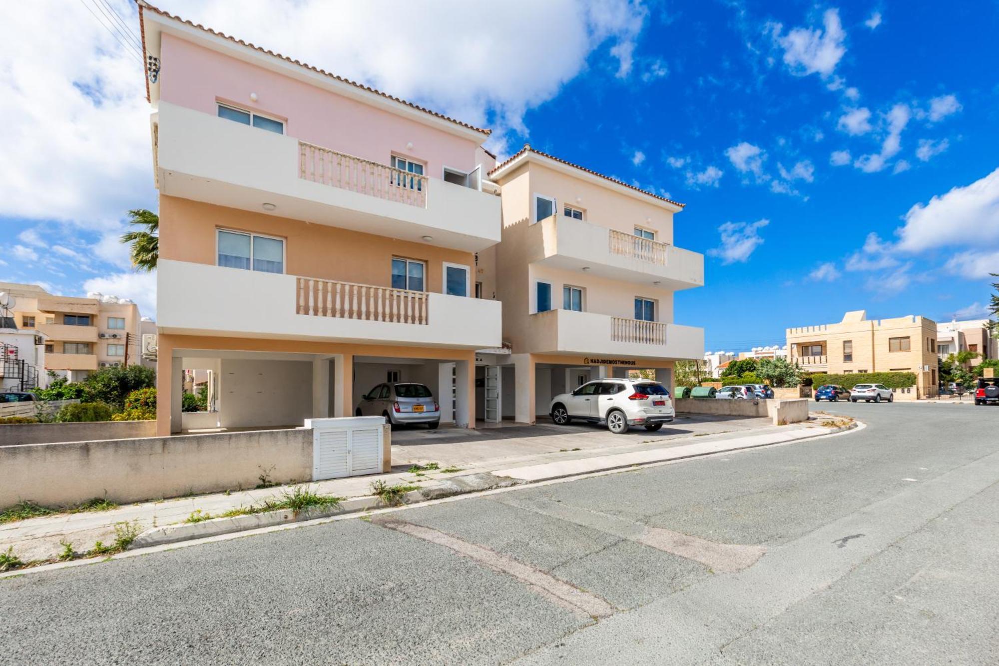 Beautiful 2 bed apartment in Paphos Cyprus Extérieur photo