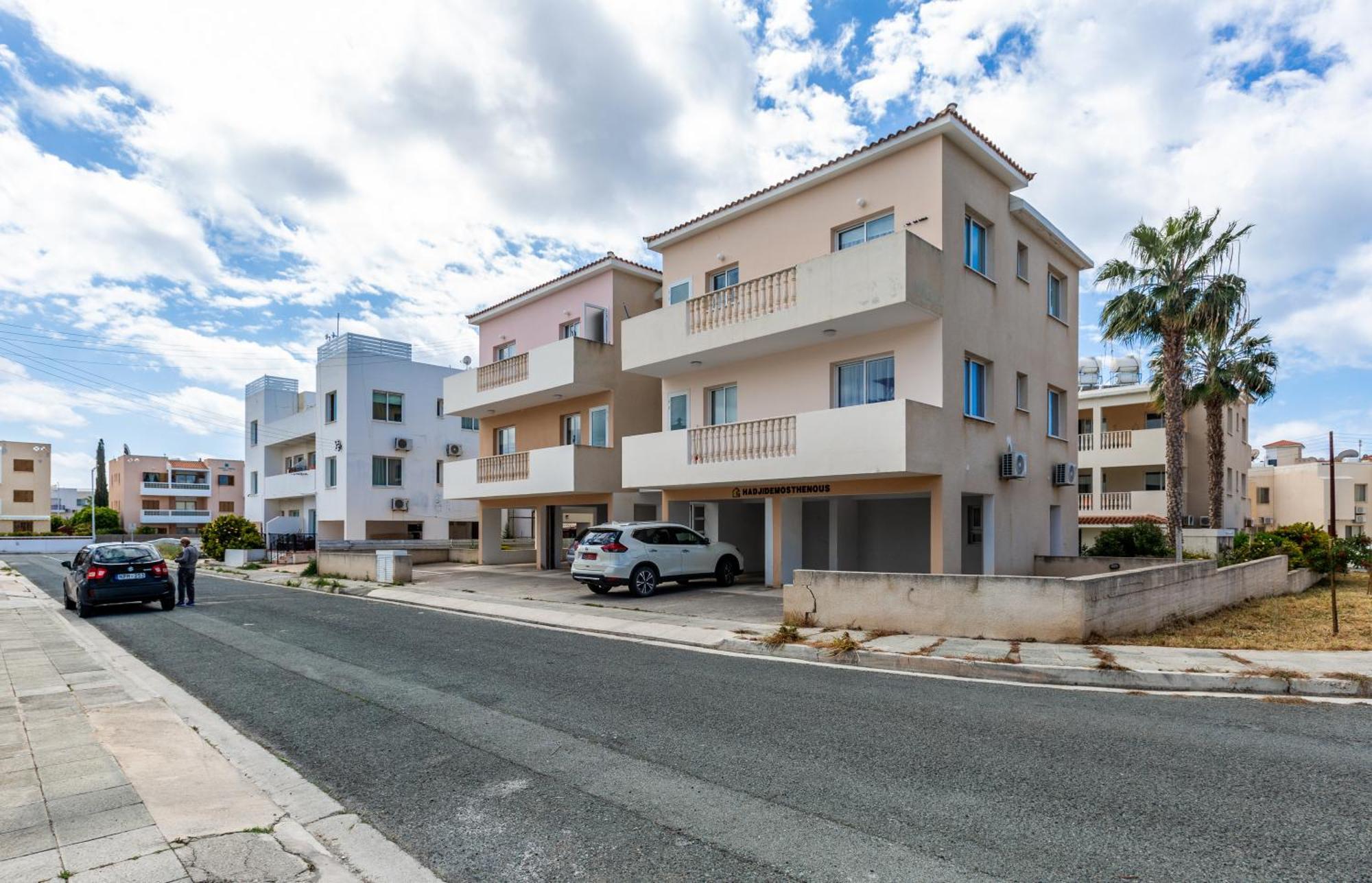 Beautiful 2 bed apartment in Paphos Cyprus Extérieur photo
