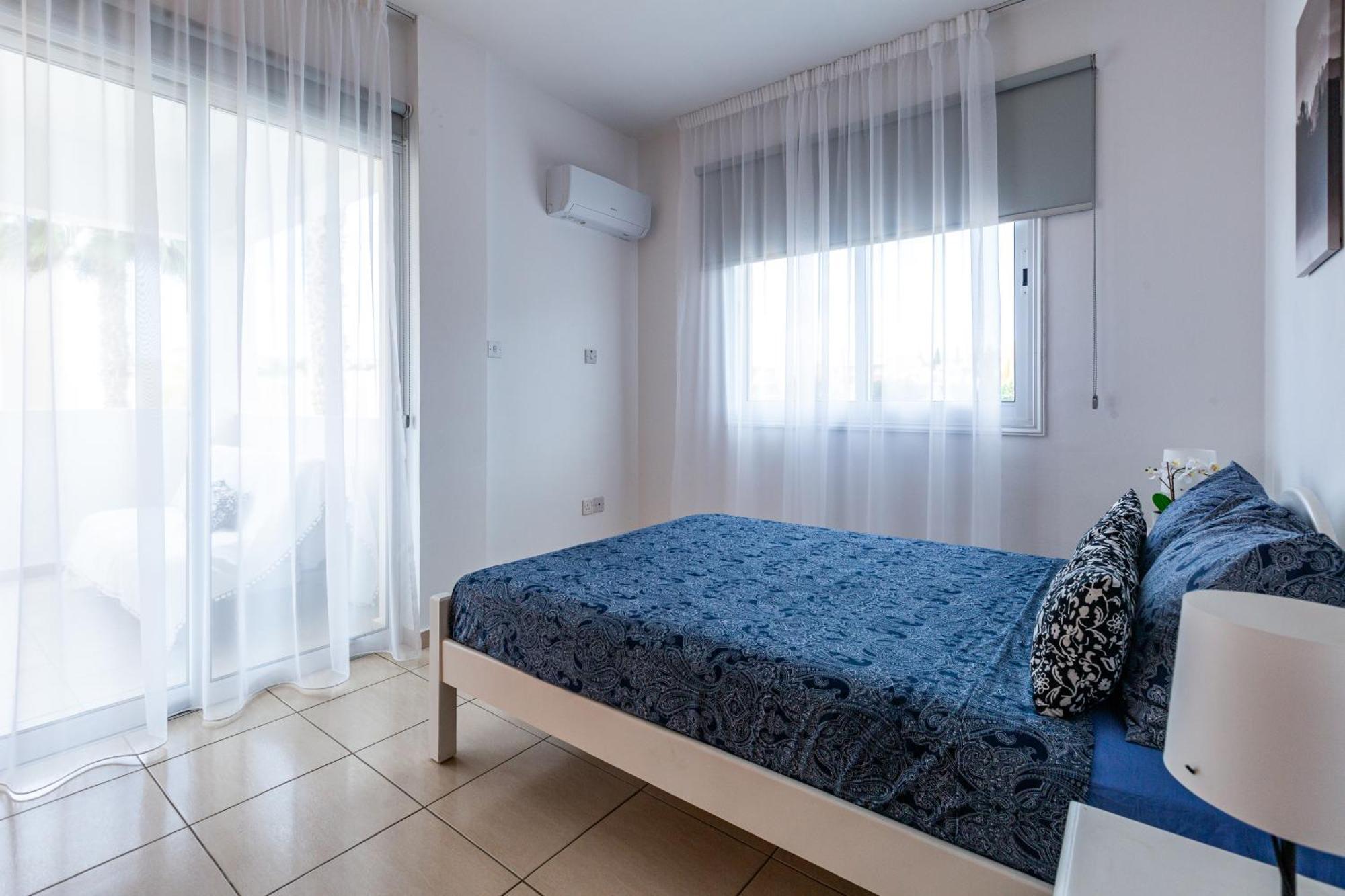 Beautiful 2 bed apartment in Paphos Cyprus Extérieur photo