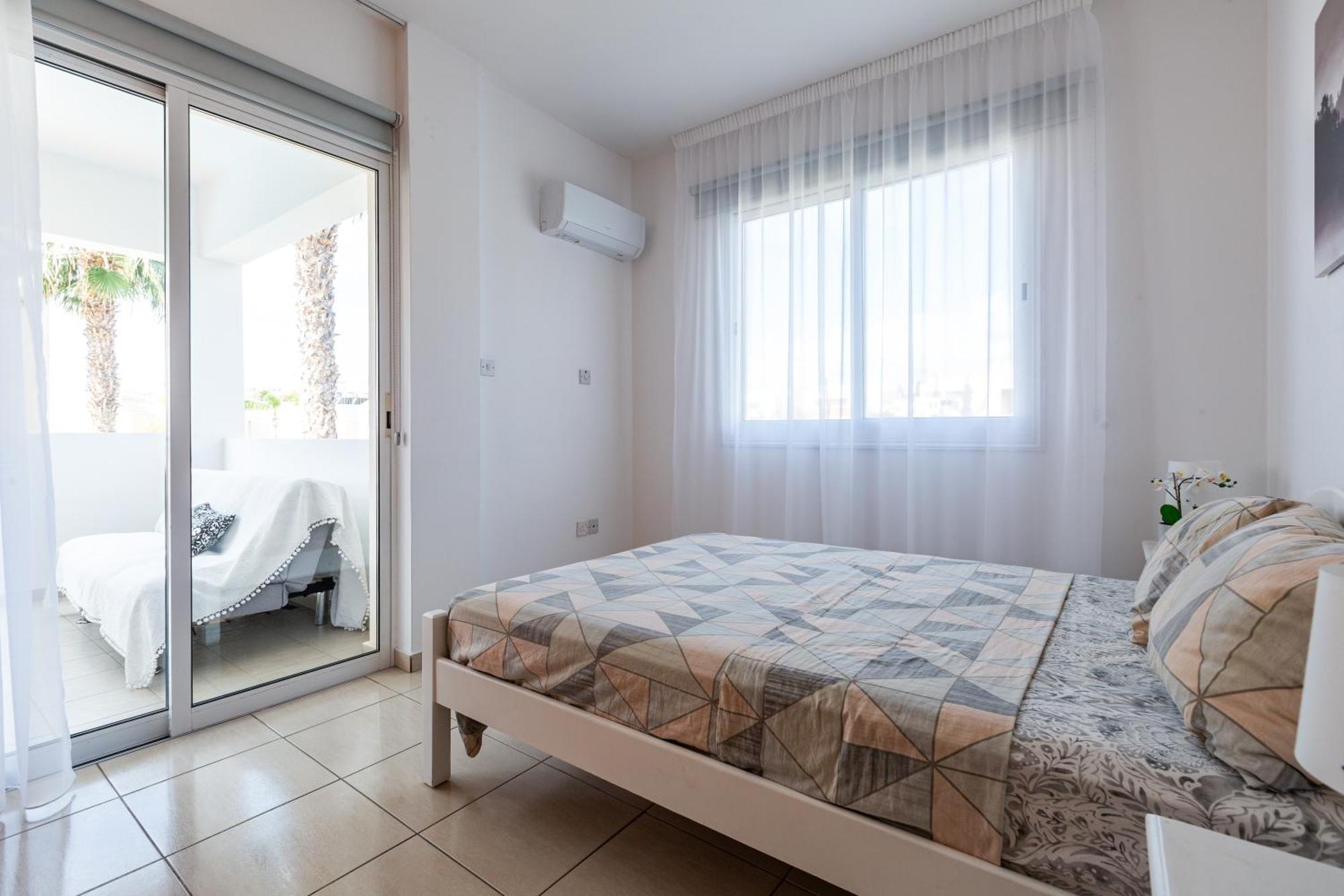 Beautiful 2 bed apartment in Paphos Cyprus Extérieur photo