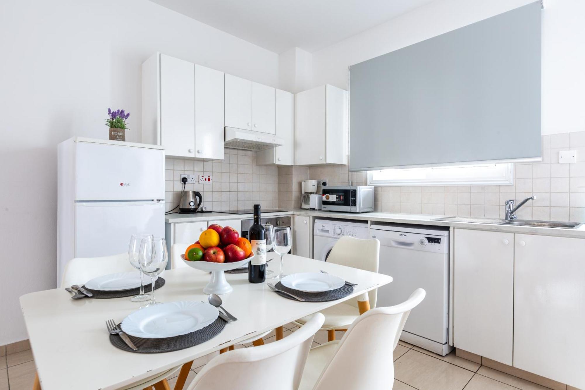 Beautiful 2 bed apartment in Paphos Cyprus Extérieur photo